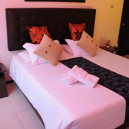 Hotel Central House A 5 Min De La Embajada Americana โบโกตา ภายนอก รูปภาพ