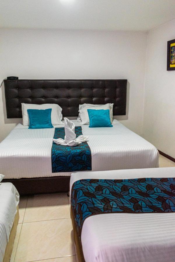 Hotel Central House A 5 Min De La Embajada Americana โบโกตา ภายนอก รูปภาพ