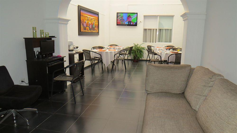 Hotel Central House A 5 Min De La Embajada Americana โบโกตา ภายนอก รูปภาพ