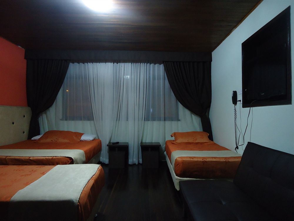 Hotel Central House A 5 Min De La Embajada Americana โบโกตา ภายนอก รูปภาพ