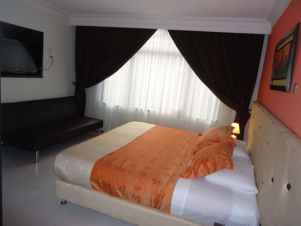 Hotel Central House A 5 Min De La Embajada Americana โบโกตา ภายนอก รูปภาพ