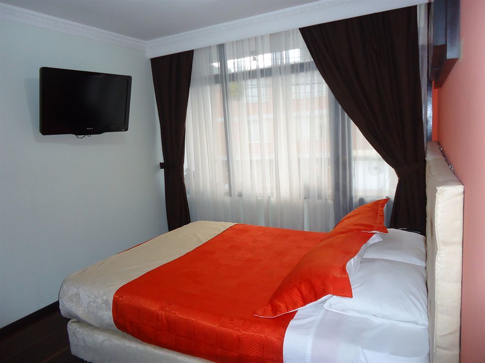 Hotel Central House A 5 Min De La Embajada Americana โบโกตา ภายนอก รูปภาพ