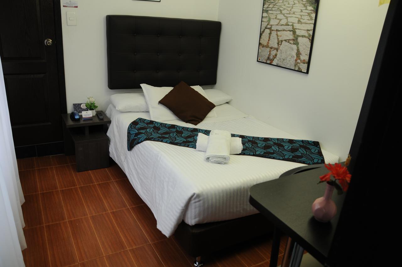 Hotel Central House A 5 Min De La Embajada Americana โบโกตา ภายนอก รูปภาพ