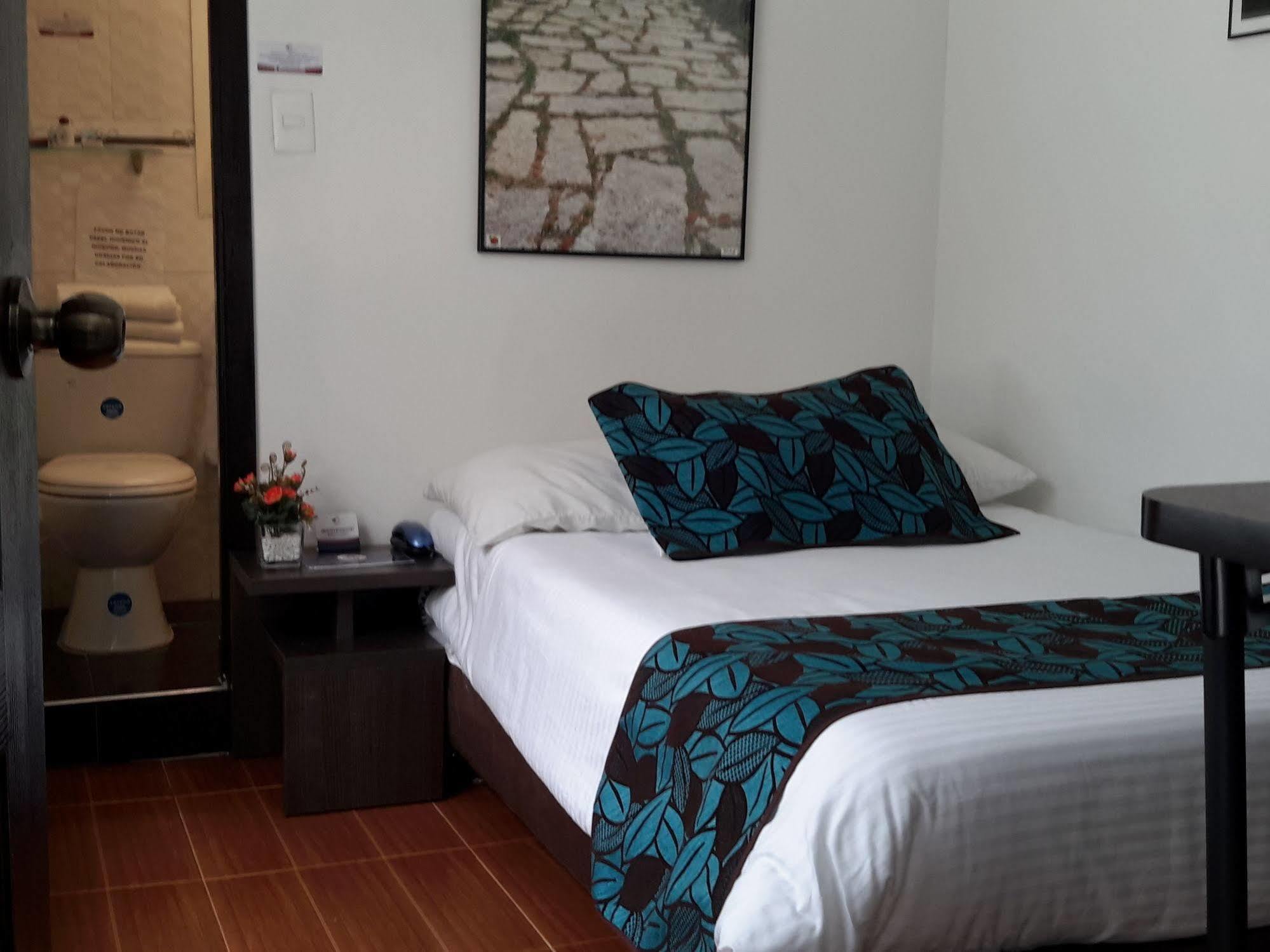 Hotel Central House A 5 Min De La Embajada Americana โบโกตา ภายนอก รูปภาพ